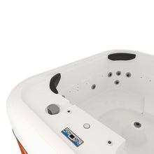 panel de control digital del spa HEAVEN, configuración de temperatura, jets e iluminación LED para máxima personalización